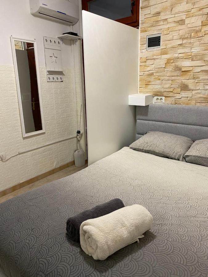 Studio Apartma Sara Appartement Piran Buitenkant foto